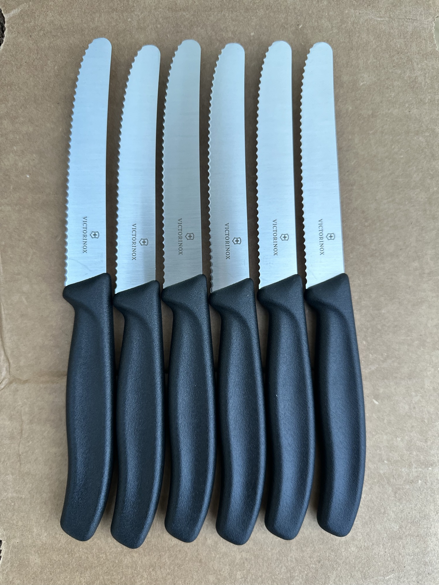 SVARTIR VICTORINOX KNÍVAR